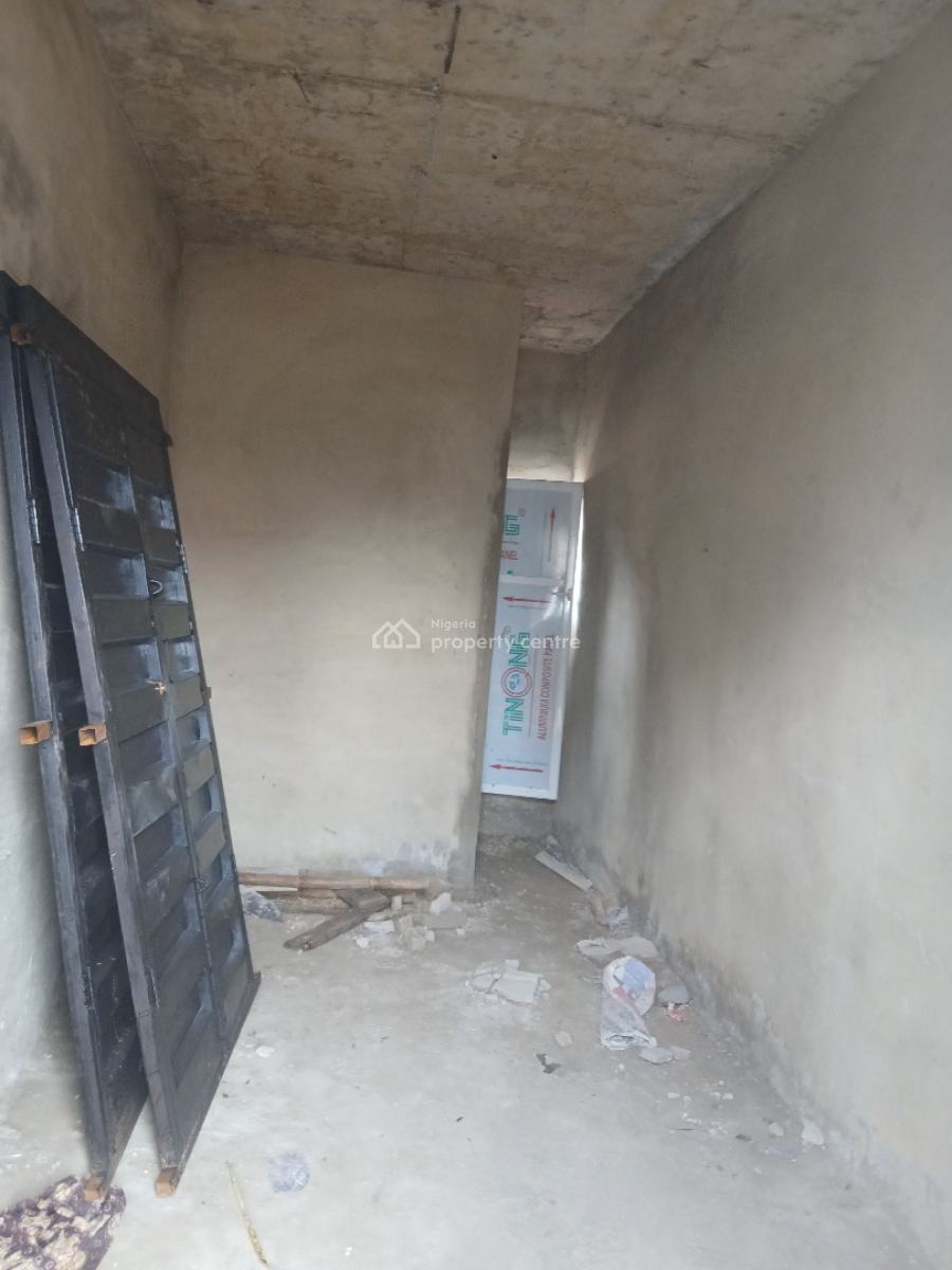 New Fine Market Shop, Yaba, Lagos, Shop for Rent