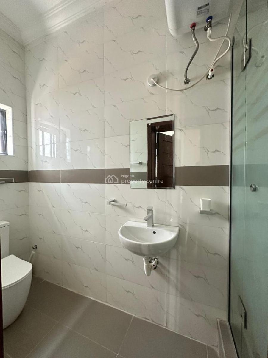 3 Bedrooms Apartment, Lekki Phase 1, Lekki, Lagos, Flat / Apartment for Rent