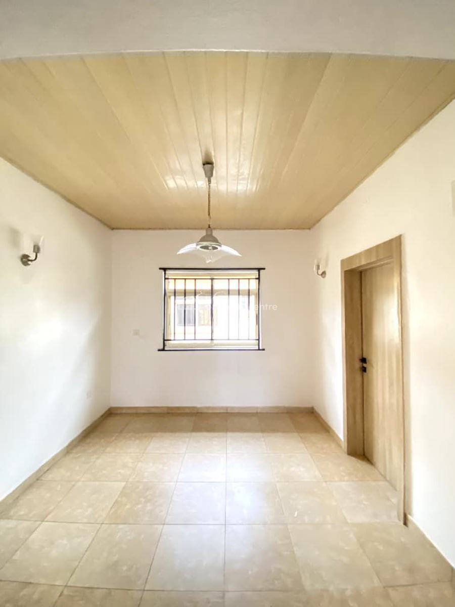 3 Bedrooms Apartment in a Secure Environment, Ikota, Lekki, Lagos, Flat / Apartment for Rent