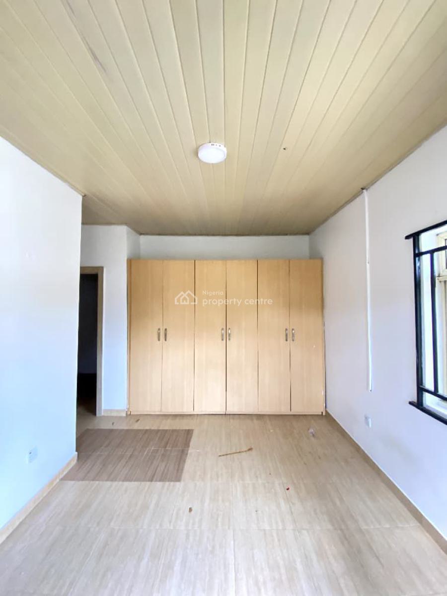 3 Bedrooms Apartment in a Secure Environment, Ikota, Lekki, Lagos, Flat / Apartment for Rent