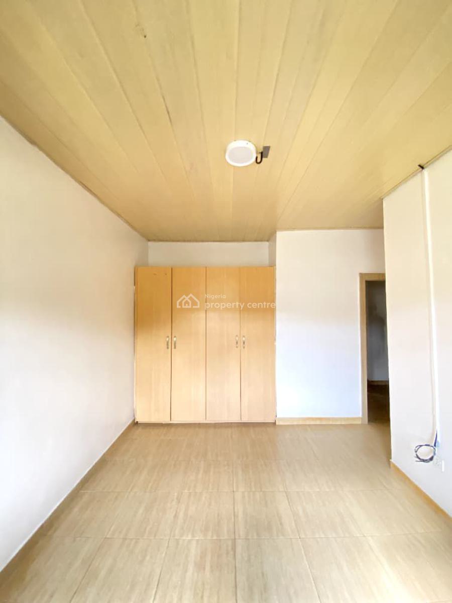 3 Bedrooms Apartment in a Secure Environment, Ikota, Lekki, Lagos, Flat / Apartment for Rent