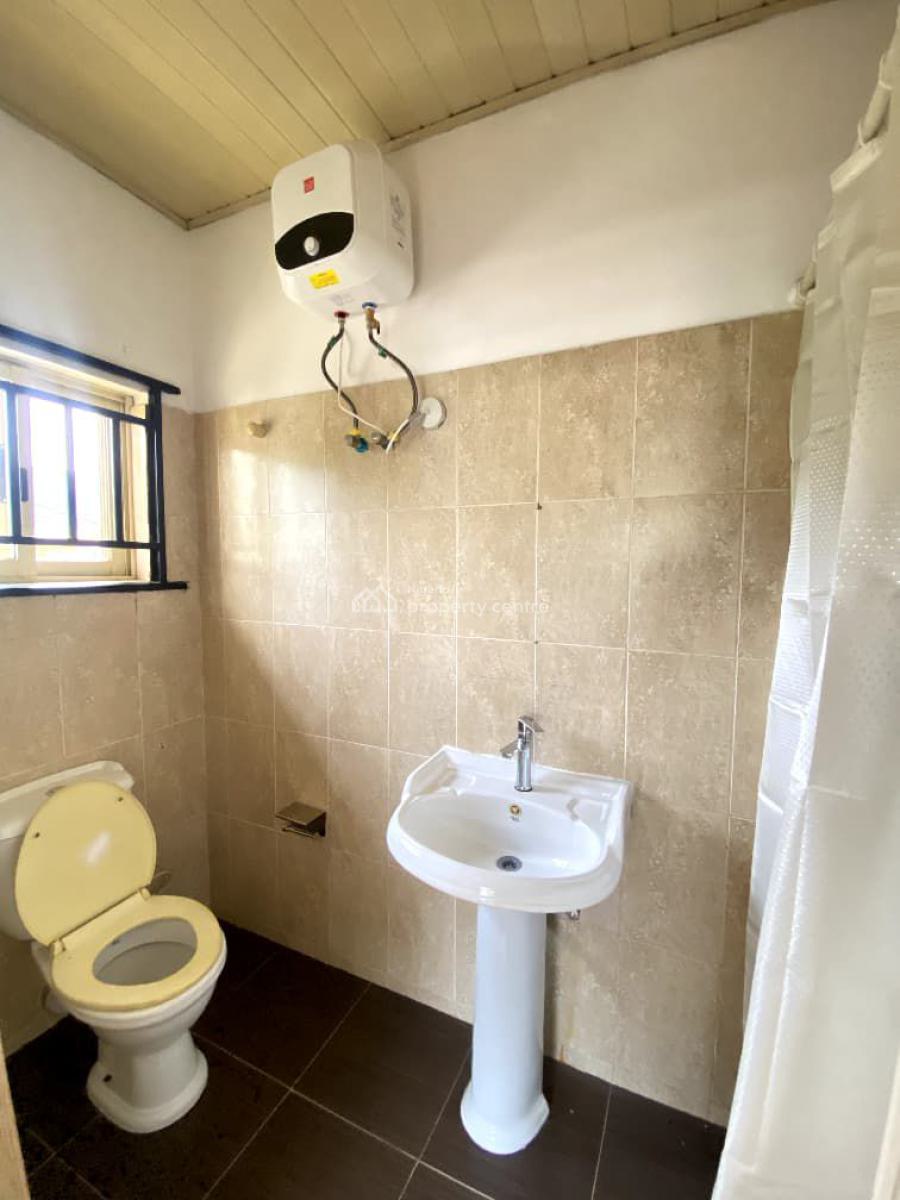 3 Bedrooms Apartment in a Secure Environment, Ikota, Lekki, Lagos, Flat / Apartment for Rent