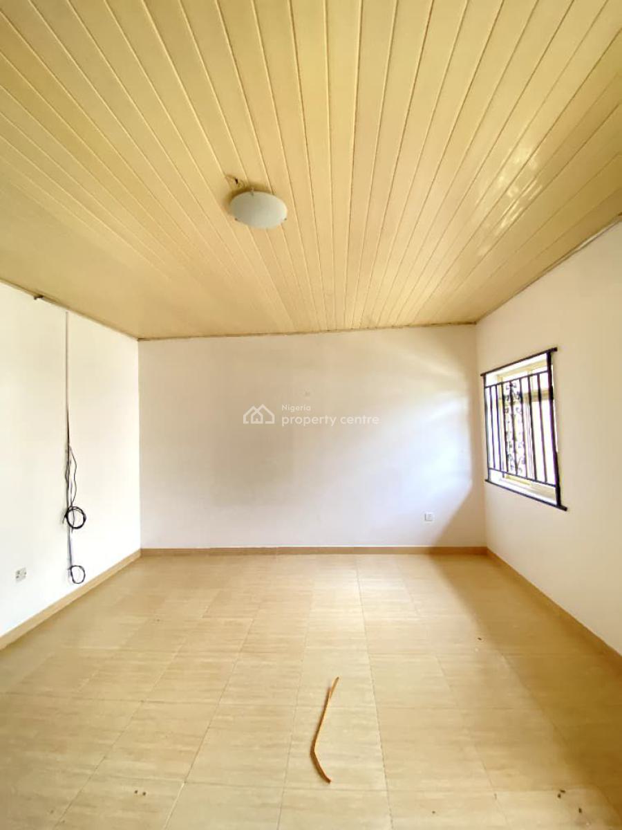 3 Bedrooms Apartment in a Secure Environment, Ikota, Lekki, Lagos, Flat / Apartment for Rent