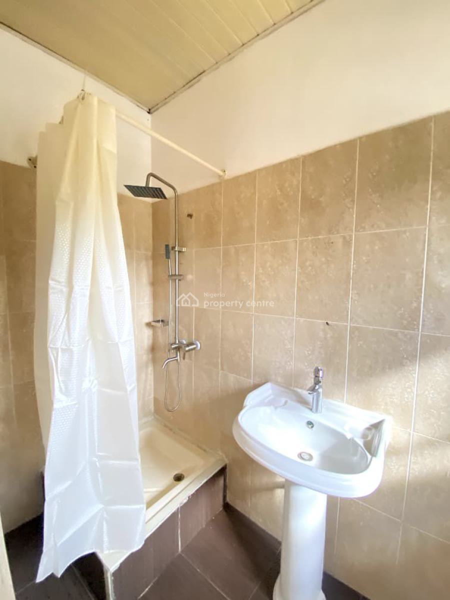 3 Bedrooms Apartment in a Secure Environment, Ikota, Lekki, Lagos, Flat / Apartment for Rent