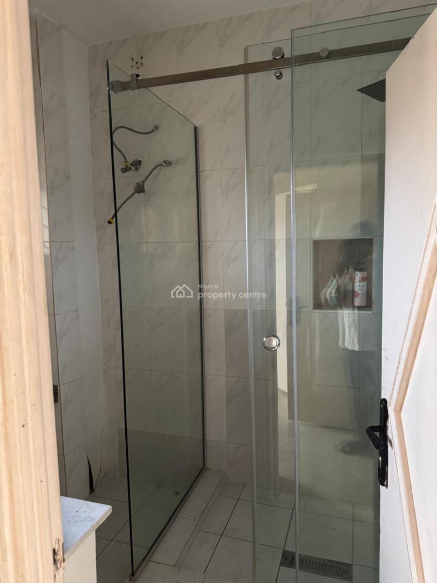 Direct Brief: Large and Spacious 3 Bedroom Maisonette, Nike Art Gallery, Ikate, Lekki, Lagos, House for Rent