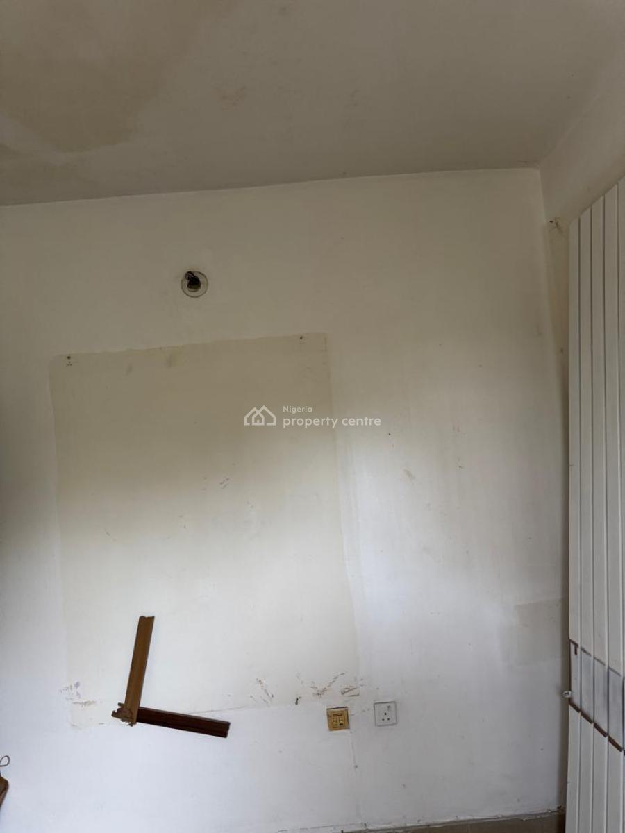 Direct Brief: Large and Spacious 3 Bedroom Maisonette, Nike Art Gallery, Ikate, Lekki, Lagos, House for Rent
