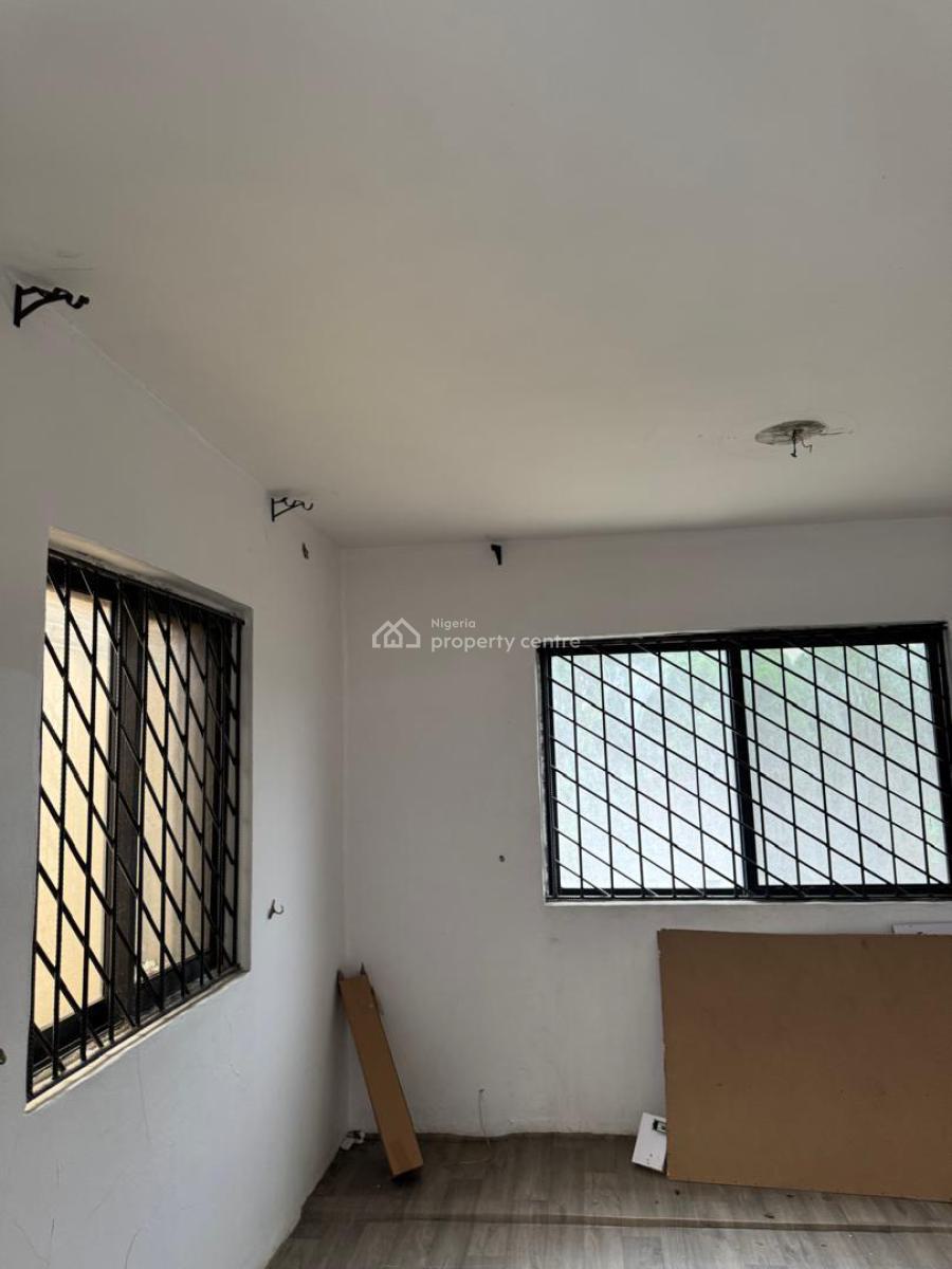 Direct Brief: Large and Spacious 3 Bedroom Maisonette, Nike Art Gallery, Ikate, Lekki, Lagos, House for Rent