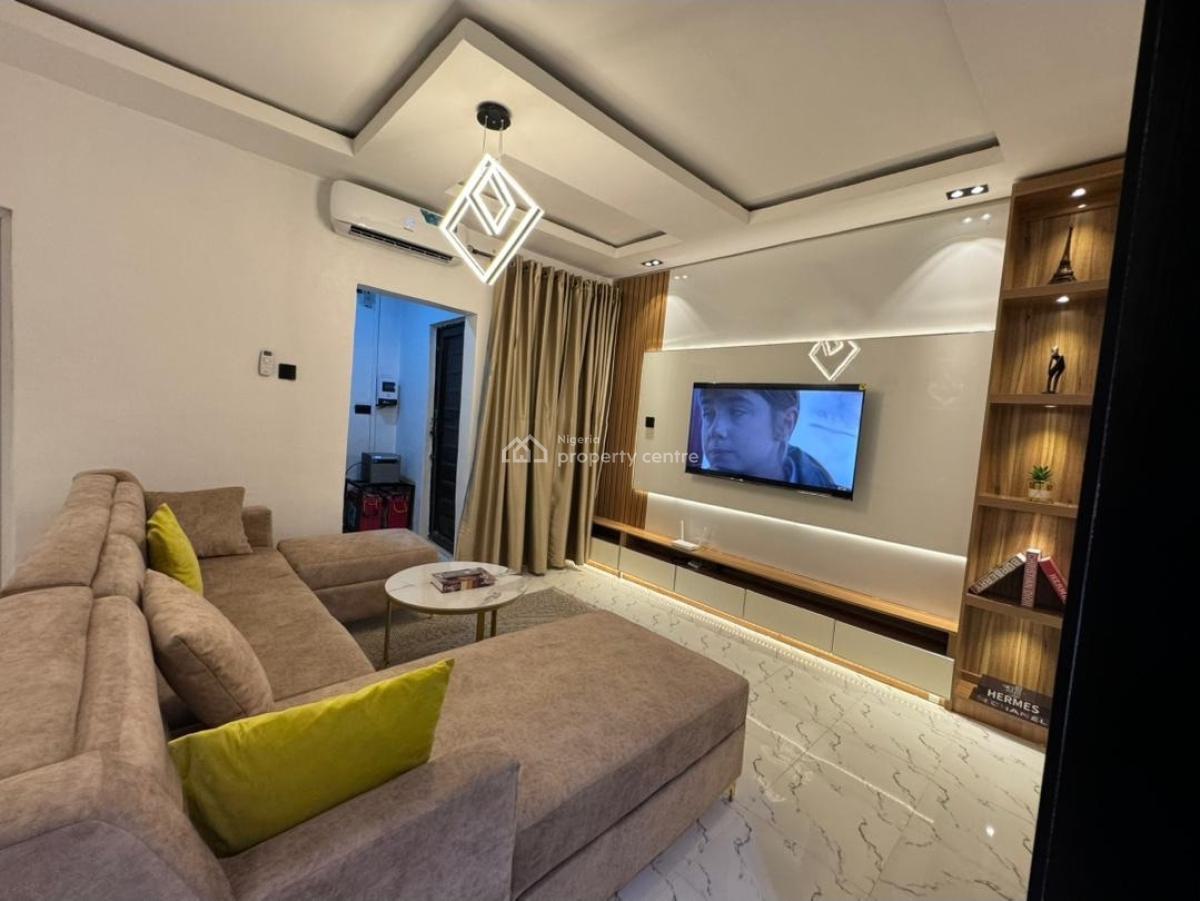 Luxury Mini Flat, Off Onike Round About, Onike, Yaba, Lagos, Mini Flat (room and Parlour) Short Let