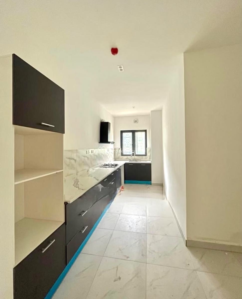 Luxury 2 Bedroom Apartment with Elevator, Lekki Phase 1, Lekki, Lagos, Flat / Apartment for Rent
