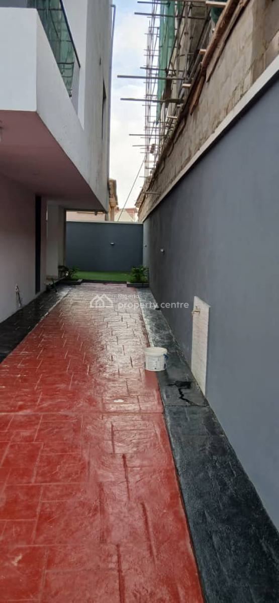 5 Bedrooms Fully Detached House with Bq, Omole Phase 1, Ikeja, Lagos, Detached Duplex for Sale