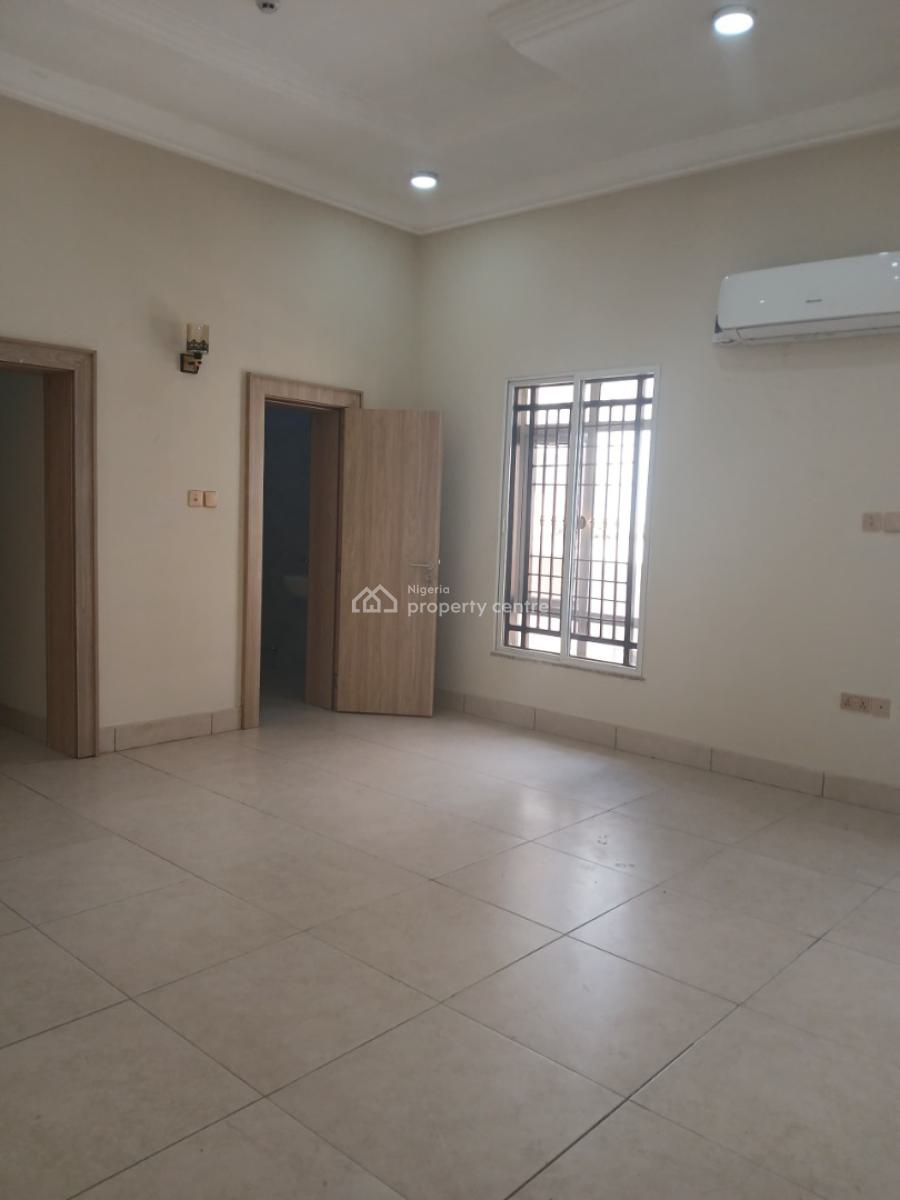 4 Bedrooms Standard Duplex with 1 Bedroom Bq, Maitama District, Abuja, Terraced Duplex for Rent