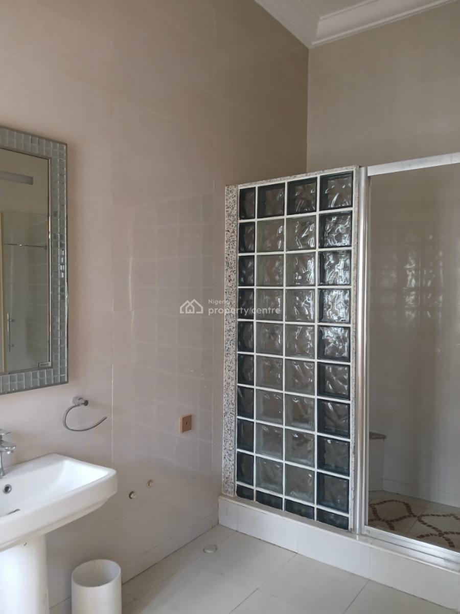 4 Bedrooms Standard Duplex with 1 Bedroom Bq, Maitama District, Abuja, Terraced Duplex for Rent
