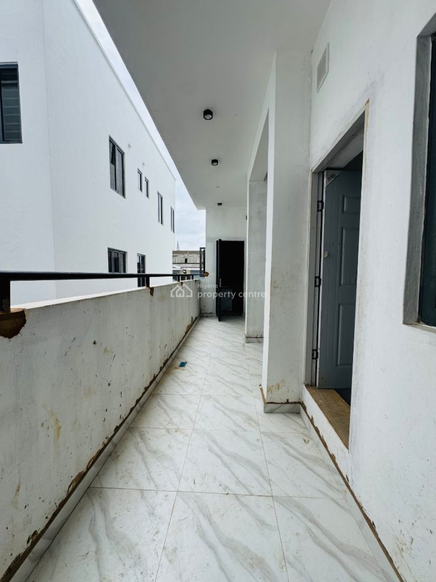 Lovely Built 3 Bedroom Apartment with a Bq, Adeniyi Jones, Ikeja, Lagos, Flat / Apartment for Sale