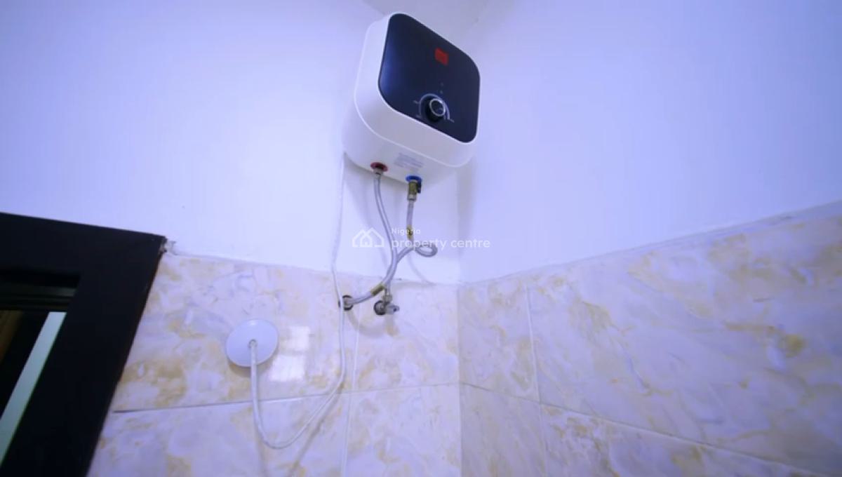 Service 1 Bedroom Apartment, Oniru, Victoria Island (vi), Lagos, Mini Flat (room and Parlour) for Sale