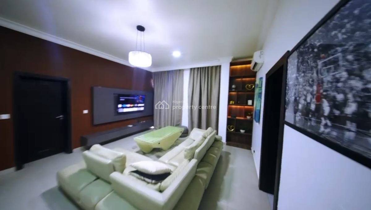 Service 1 Bedroom Apartment, Oniru, Victoria Island (vi), Lagos, Mini Flat (room and Parlour) for Sale