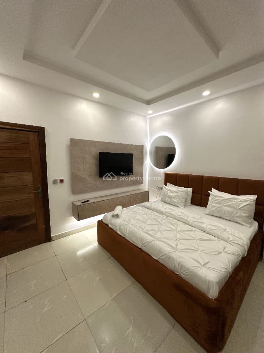 Waterfront 2 Bedroom Luxurious Apartment Available From Today, Lekki Phase 1, Lekki, Lagos, Flat / Apartment Short Let