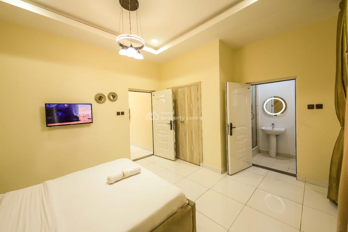 Gresidence Luxury Three Bedroom Apartment (elm), Osapa, Lekki, Lagos, Flat / Apartment Short Let