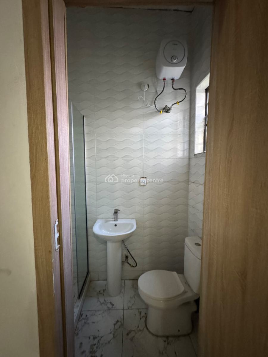 Nice Lovely 4 Bedroom Duplex Terrace with Pool Gym, Orchid Road, Lekki, Lagos, Terraced Duplex for Rent