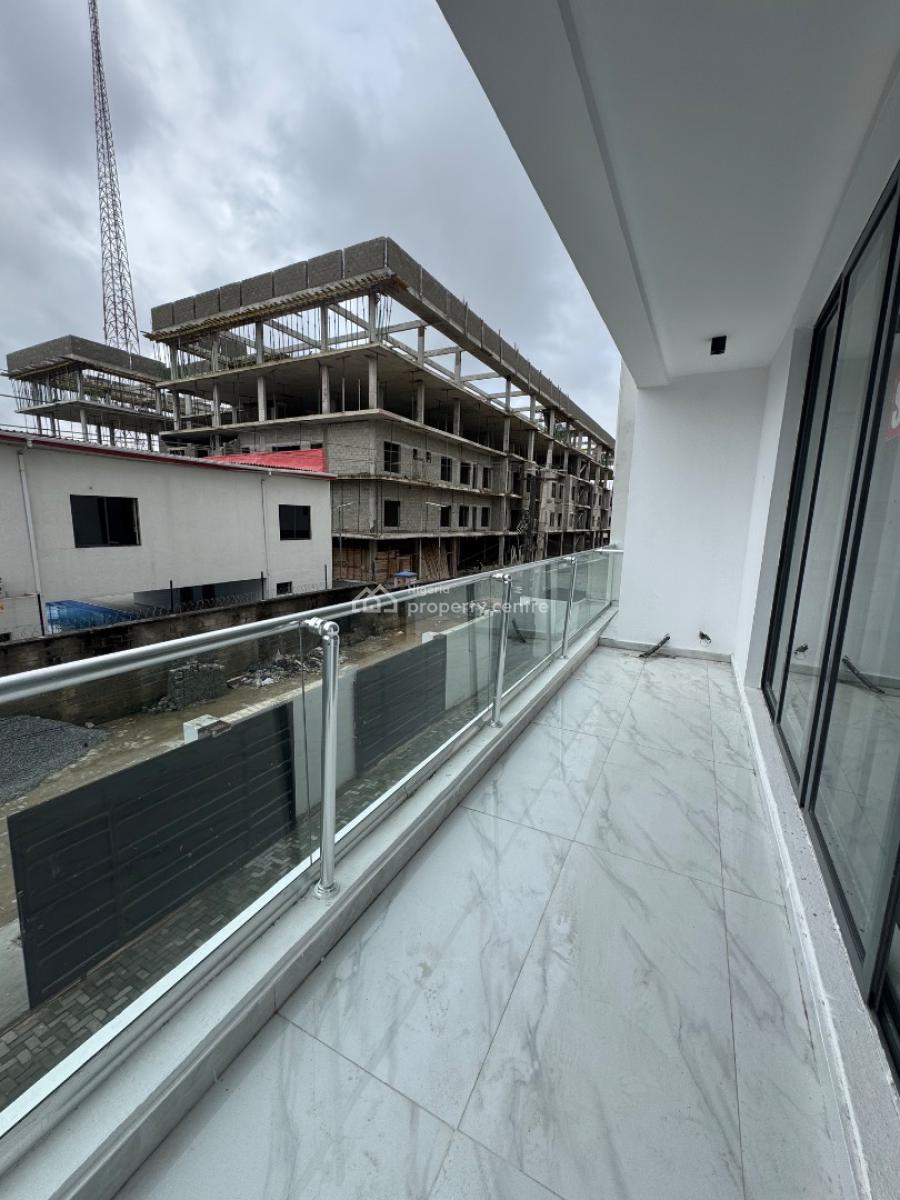 Spacious 2bedroom Flat with Pool, Lekki Phase 1, Lekki, Lagos, Block of Flats for Sale