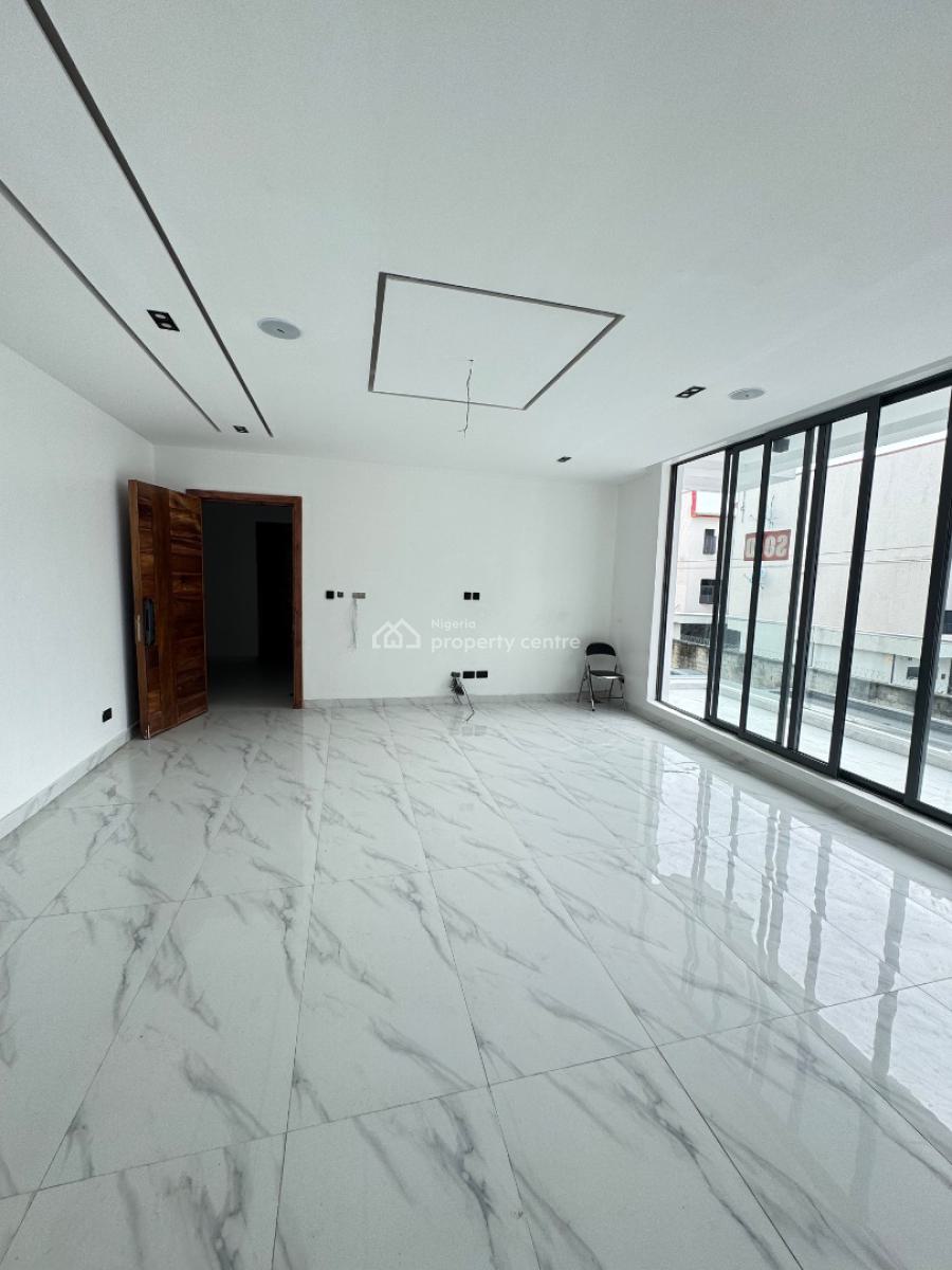 Spacious 2bedroom Flat with Pool, Lekki Phase 1, Lekki, Lagos, Block of Flats for Sale