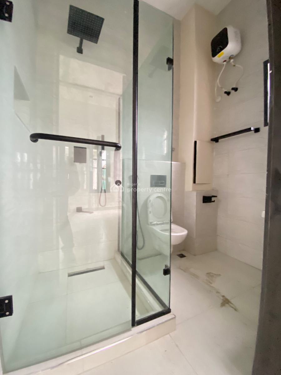 2 Bedroom Apartment, Freedom Way, Lekki Phase 1, Lekki, Lagos, Flat / Apartment for Rent