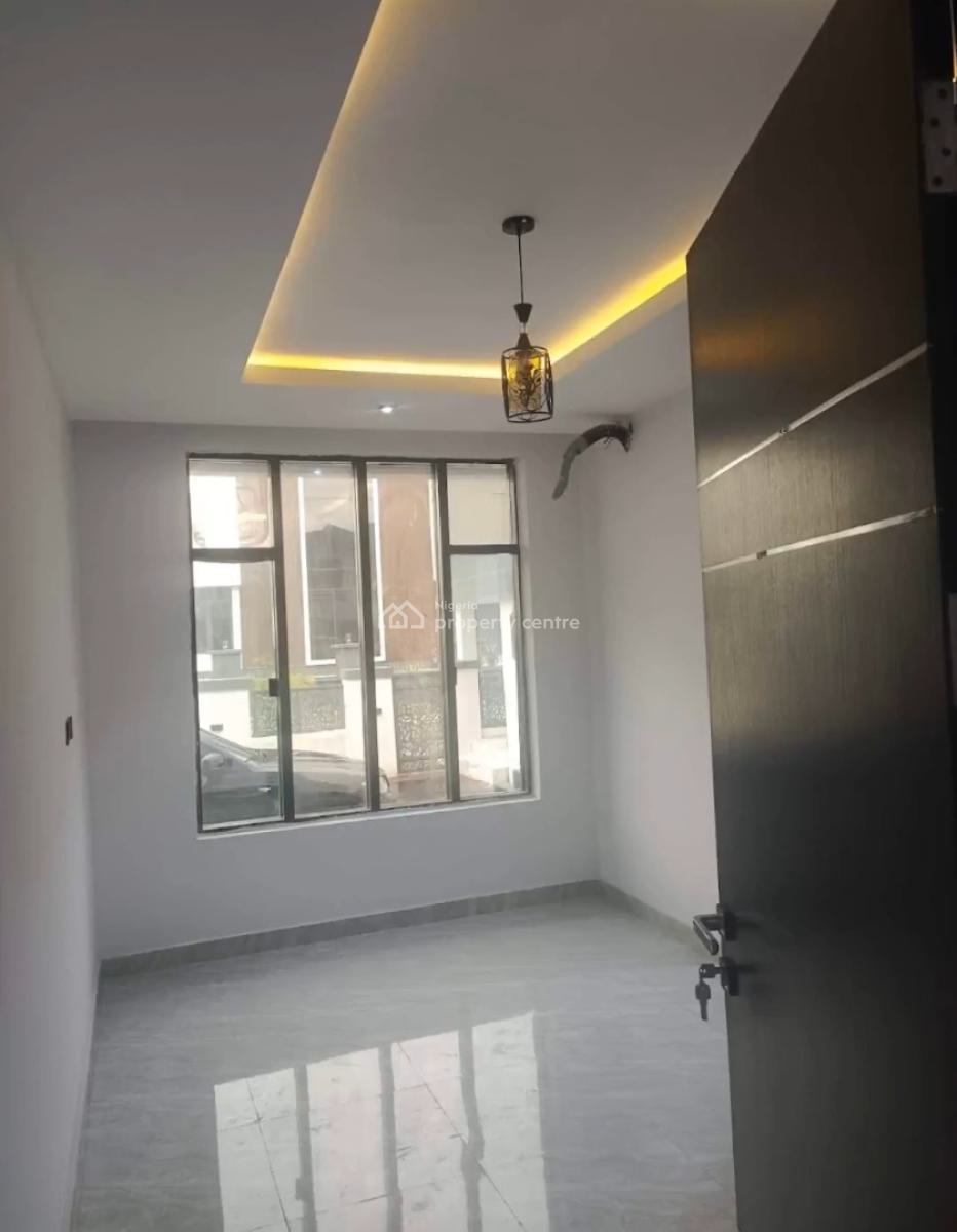 6 Bedroom Detached Duplex, Cinema, Swimming Pool, Royal Garden Estate, Ajah, Lagos, Detached Duplex for Sale