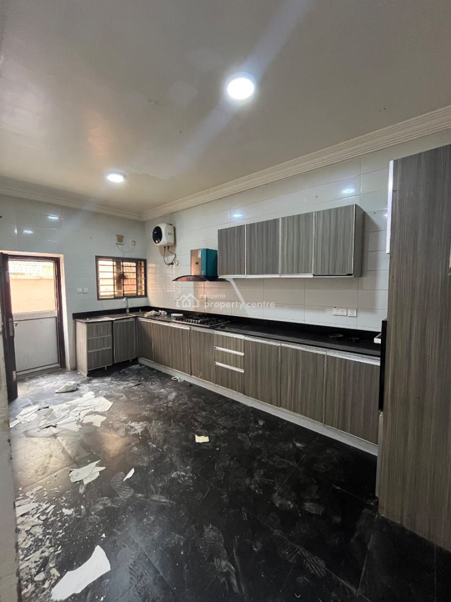 Standard 4 Bedroom Terrace Duplex with Bq in a Secured Estate, Off Palace Road, Oniru, Victoria Island (vi), Lagos, Terraced Duplex for Rent