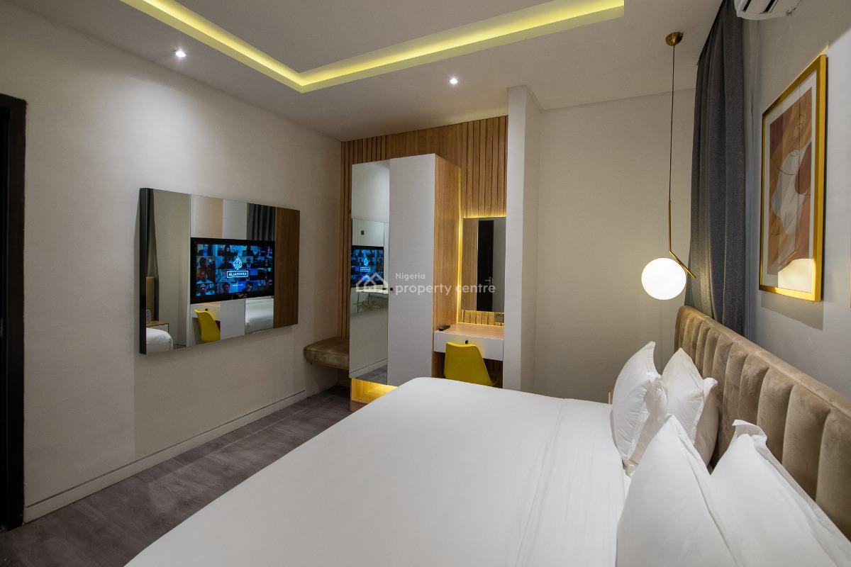 Gresidence Three Bedroom Apartment, Lekki Phase 1, Lekki, Lagos, Flat / Apartment Short Let
