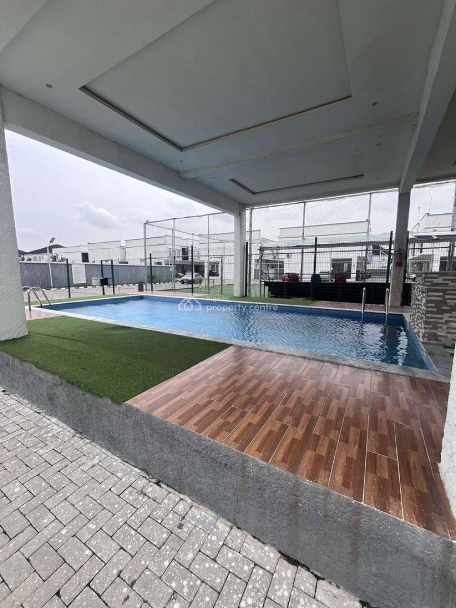 Fully Serviced and Luxury  Masters Bedroom Apartment (upstairs), Pearl Crest Estate’ Orchid Road Lekki, Lekki Expressway, Lekki, Lagos, Self Contain (single Rooms) for Rent