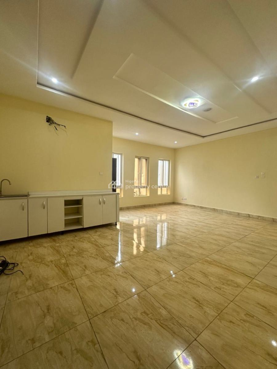 Fully Serviced and Luxury  Masters Bedroom Apartment (upstairs), Pearl Crest Estate’ Orchid Road Lekki, Lekki Expressway, Lekki, Lagos, Self Contain (single Rooms) for Rent