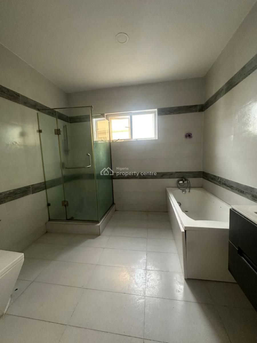 Fully Serviced and Luxury  Masters Bedroom Apartment (upstairs), Pearl Crest Estate’ Orchid Road Lekki, Lekki Expressway, Lekki, Lagos, Self Contain (single Rooms) for Rent