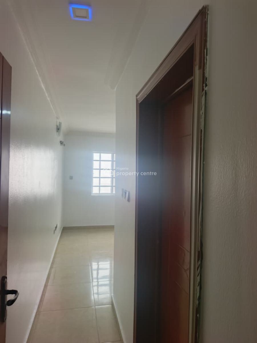 Smart 3-bedroom Terrace Duplex with Bq & Laundry  Room, Ikate, Lekki, Lagos, Terraced Duplex for Rent