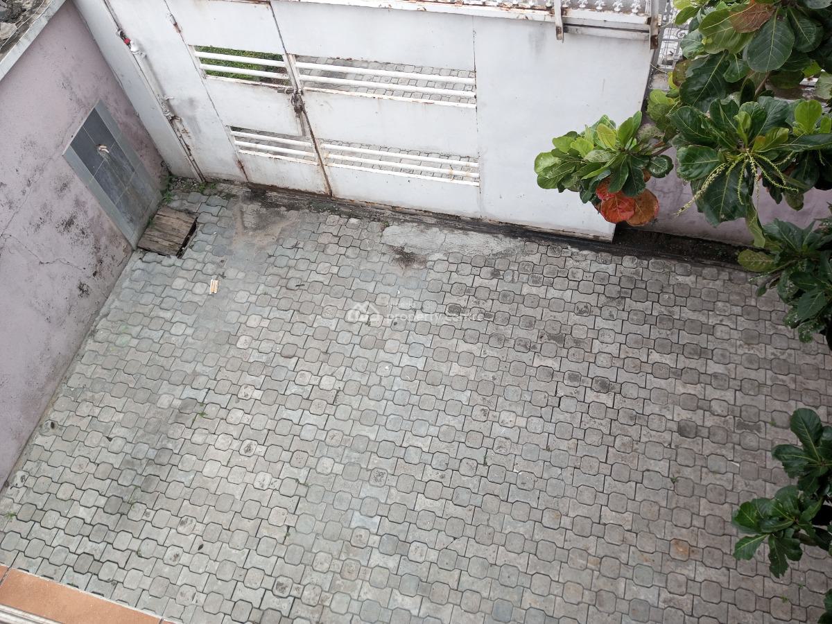 Spacious 5 Bedroom Duplex, Off Omorinre Johnson Rd, Lekki Phase 1, Lekki, Lagos, Semi-detached Duplex for Rent