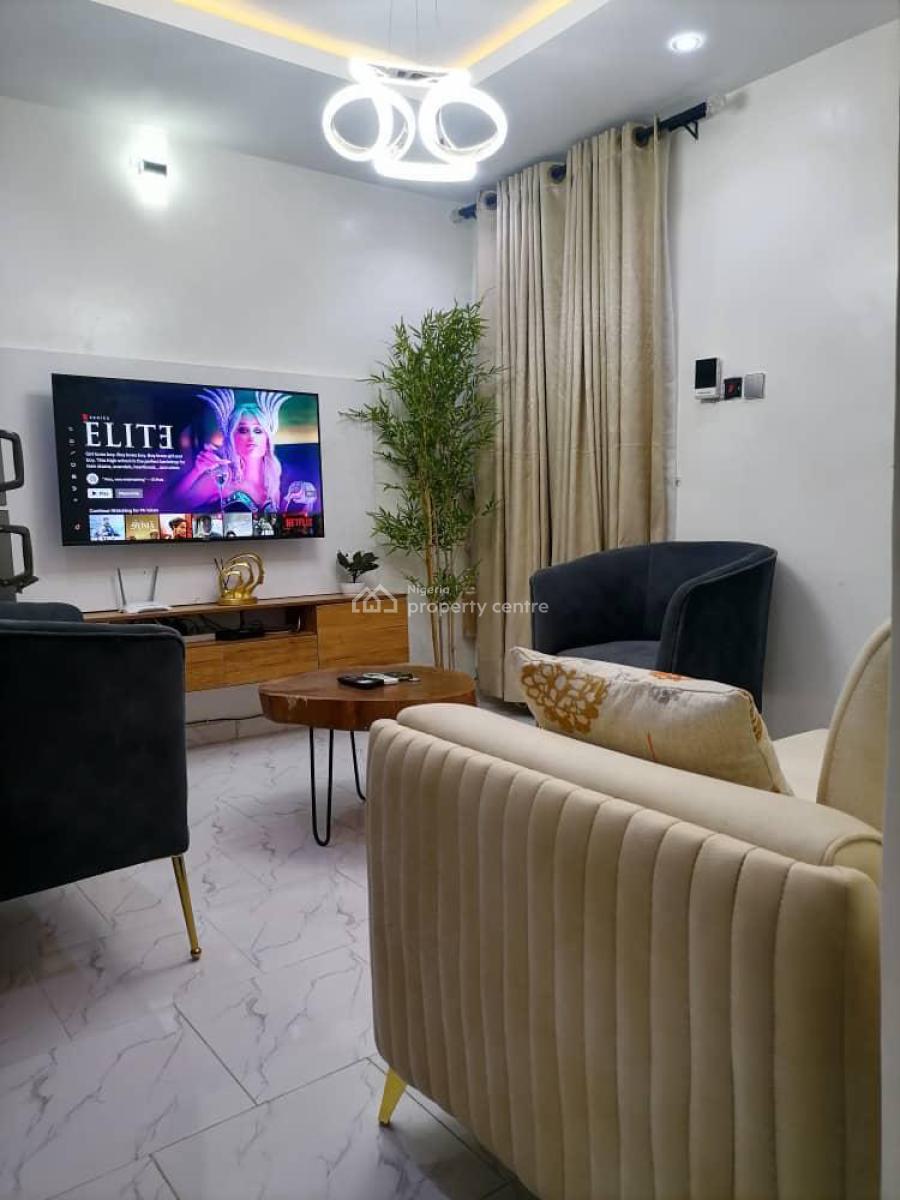 Luxury 1 Bedroom Fully Serviced Apartment, Onike, Yaba, Lagos, Mini Flat (room and Parlour) Short Let