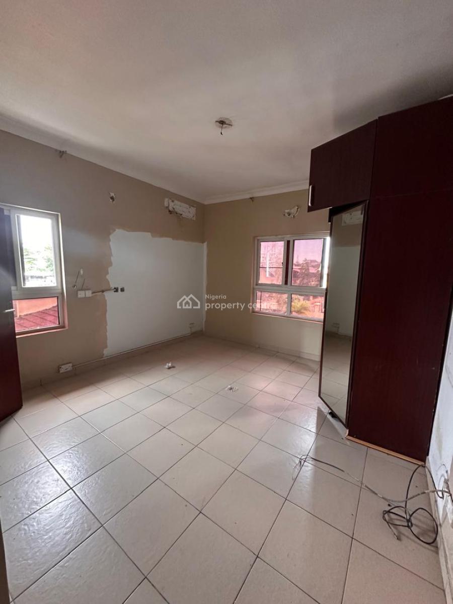 Beautiful Spacious 3-bedroom Apartment, Osapa, Lekki, Lagos, Flat / Apartment for Rent