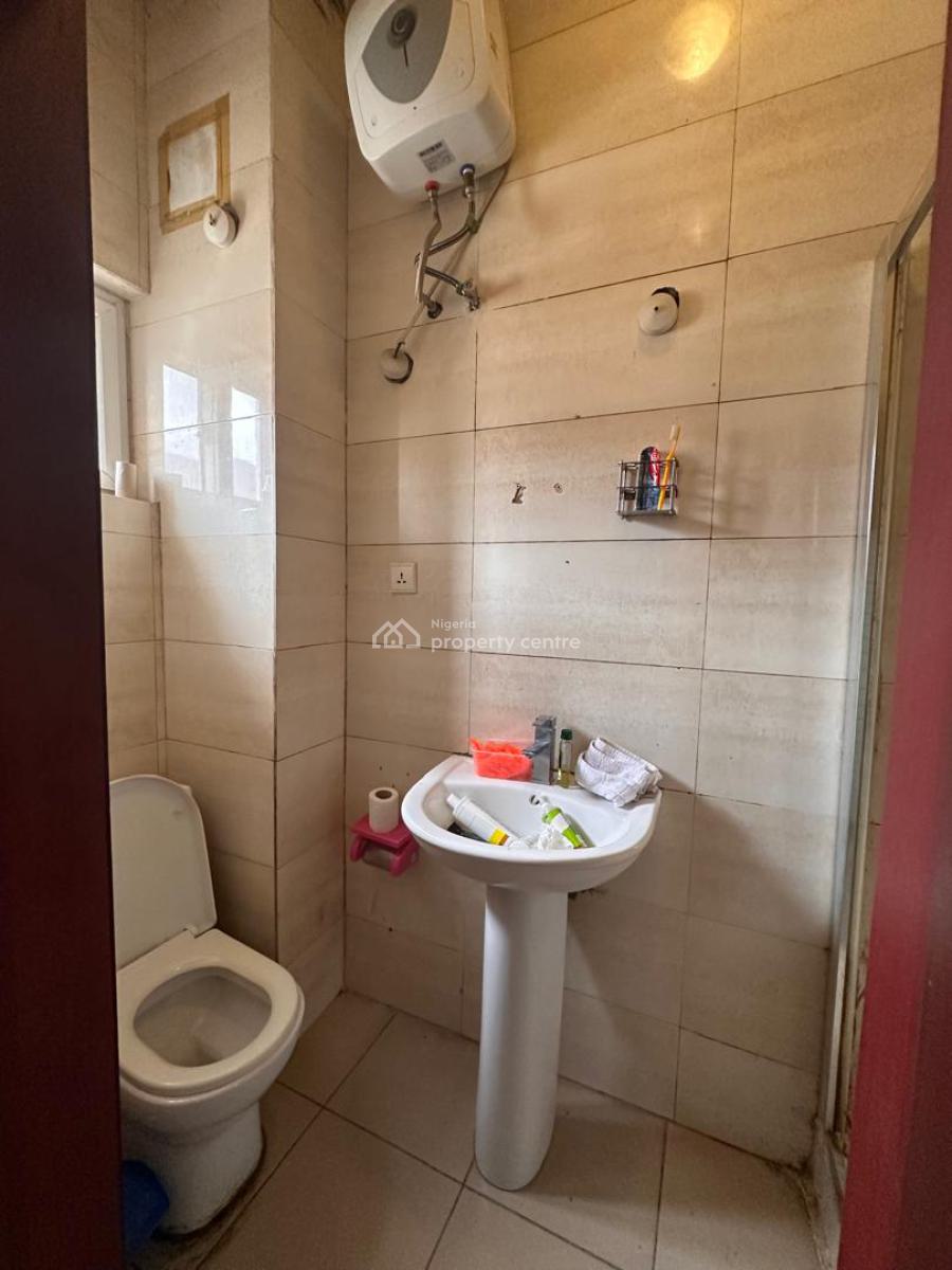 Beautiful Spacious 3-bedroom Apartment, Osapa, Lekki, Lagos, Flat / Apartment for Rent
