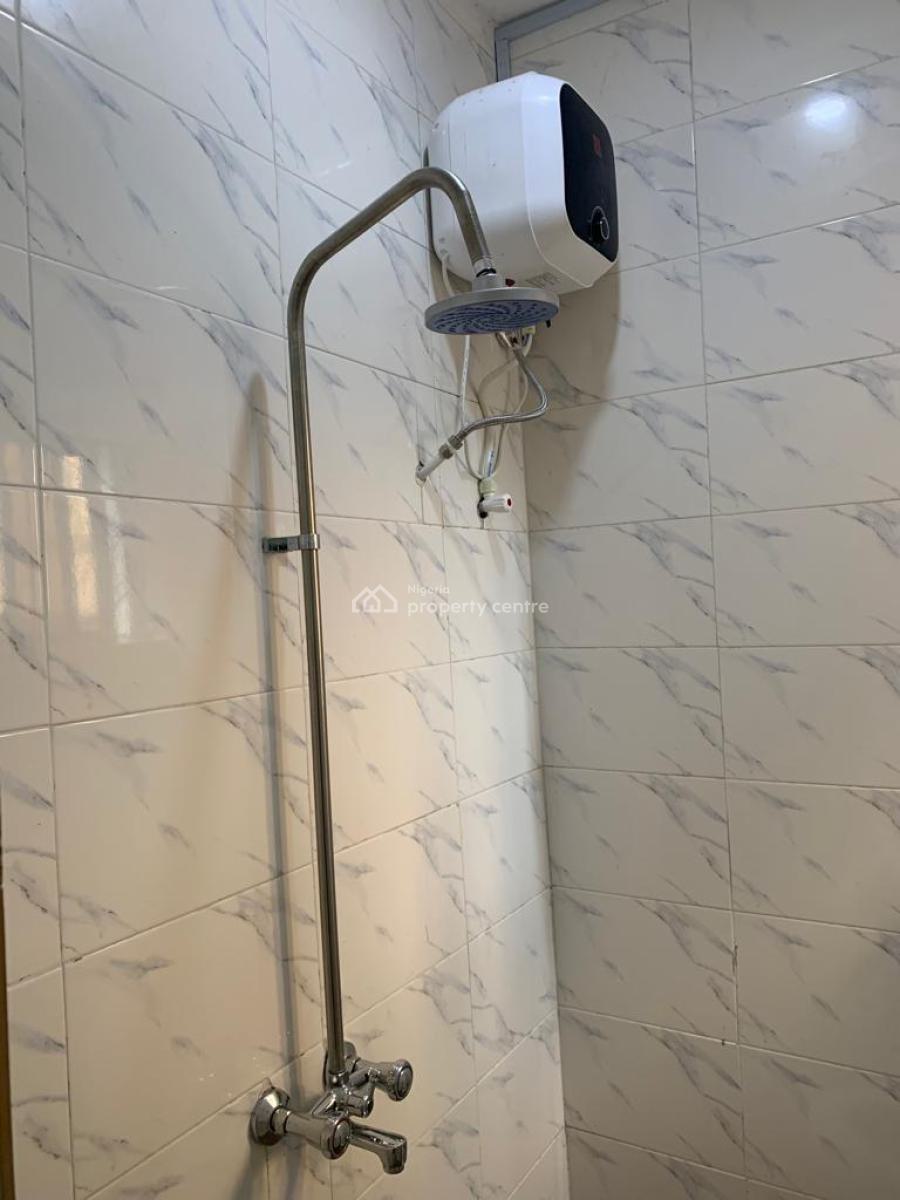 Lurking 1 Bedroom Mini Flat, Sabo, Yaba, Lagos, Mini Flat (room and Parlour) Short Let