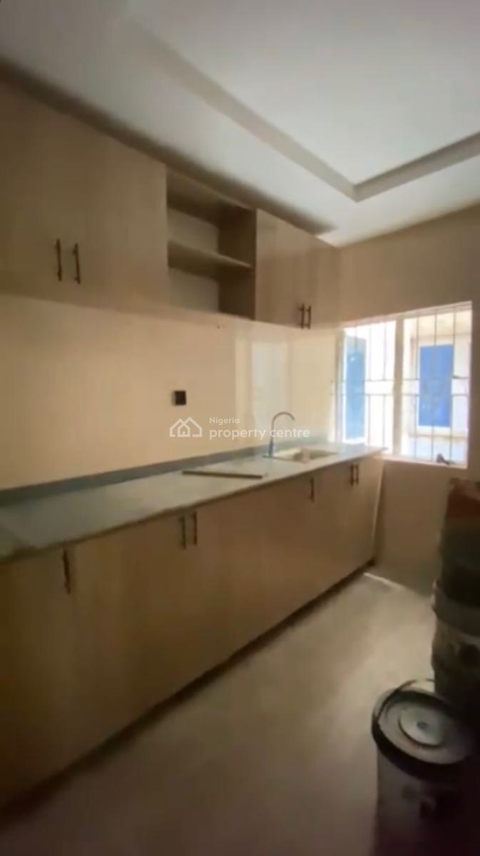 Well Renovated 2 Bedroom Flat, News Engineering Road, Dawaki, Gwarinpa, Abuja, Flat / Apartment for Rent