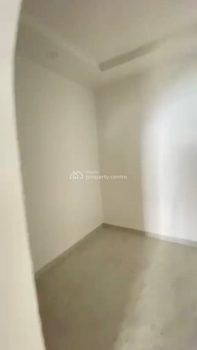 Well Renovated 2 Bedroom Flat, News Engineering Road, Dawaki, Gwarinpa, Abuja, Flat / Apartment for Rent