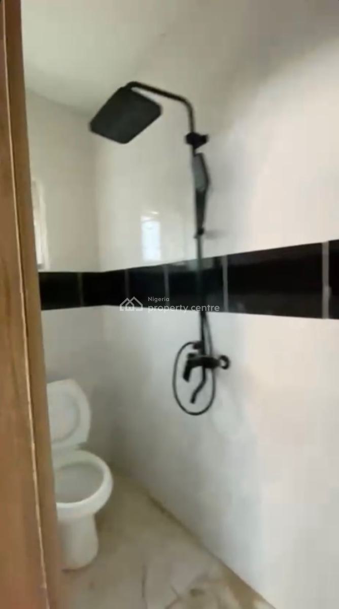 Well Renovated 2 Bedroom Flat, News Engineering Road, Dawaki, Gwarinpa, Abuja, Flat / Apartment for Rent