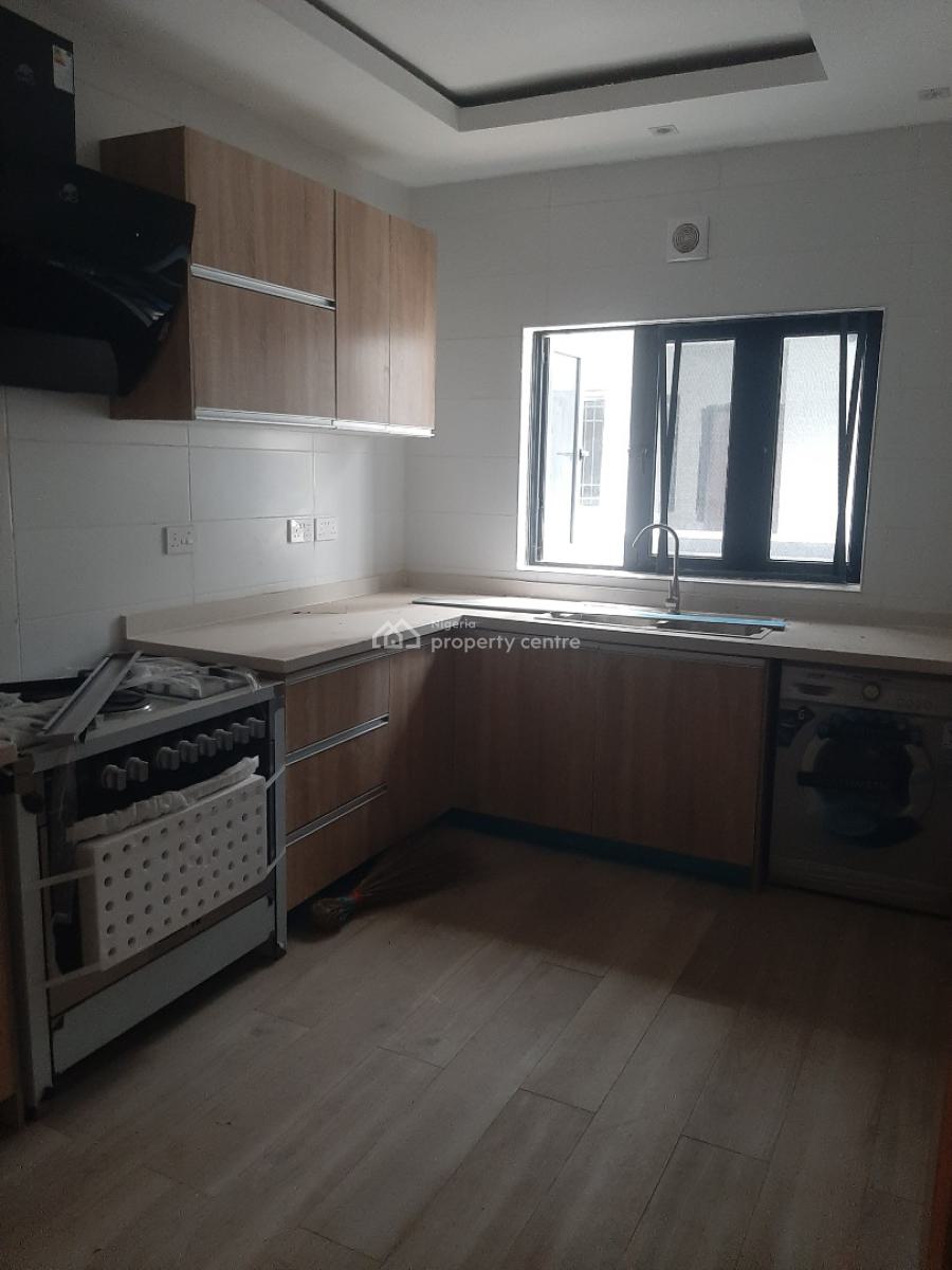 4, Lekki Phase 1, Lekki, Lagos, Terraced Duplex for Sale