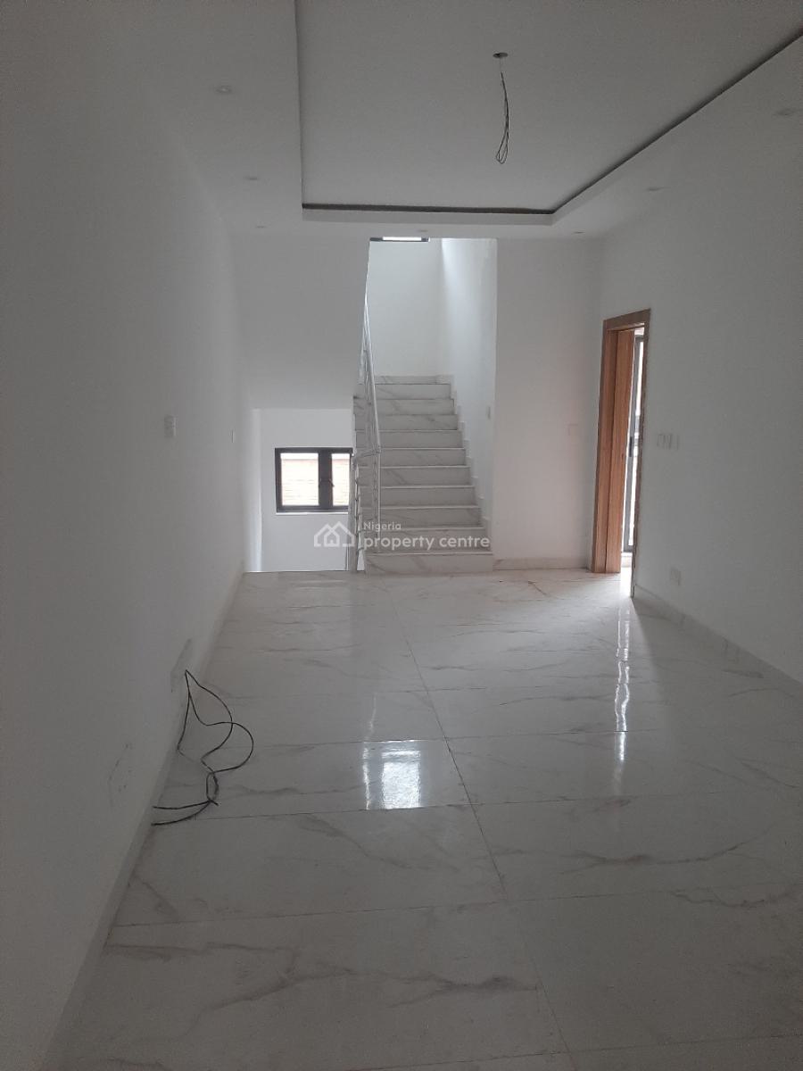 4, Lekki Phase 1, Lekki, Lagos, Terraced Duplex for Sale