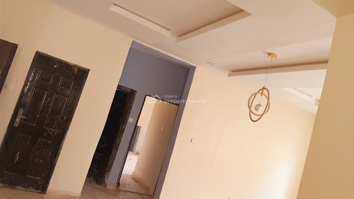 Nice 3 Bedroom in an Estate, Dawaki, Gwarinpa, Abuja, Flat / Apartment for Rent