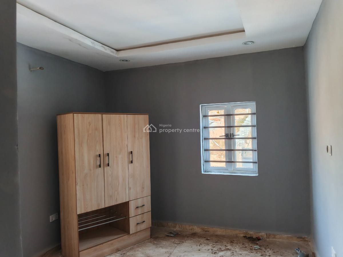Nice 3 Bedroom in an Estate, Dawaki, Gwarinpa, Abuja, Flat / Apartment for Rent