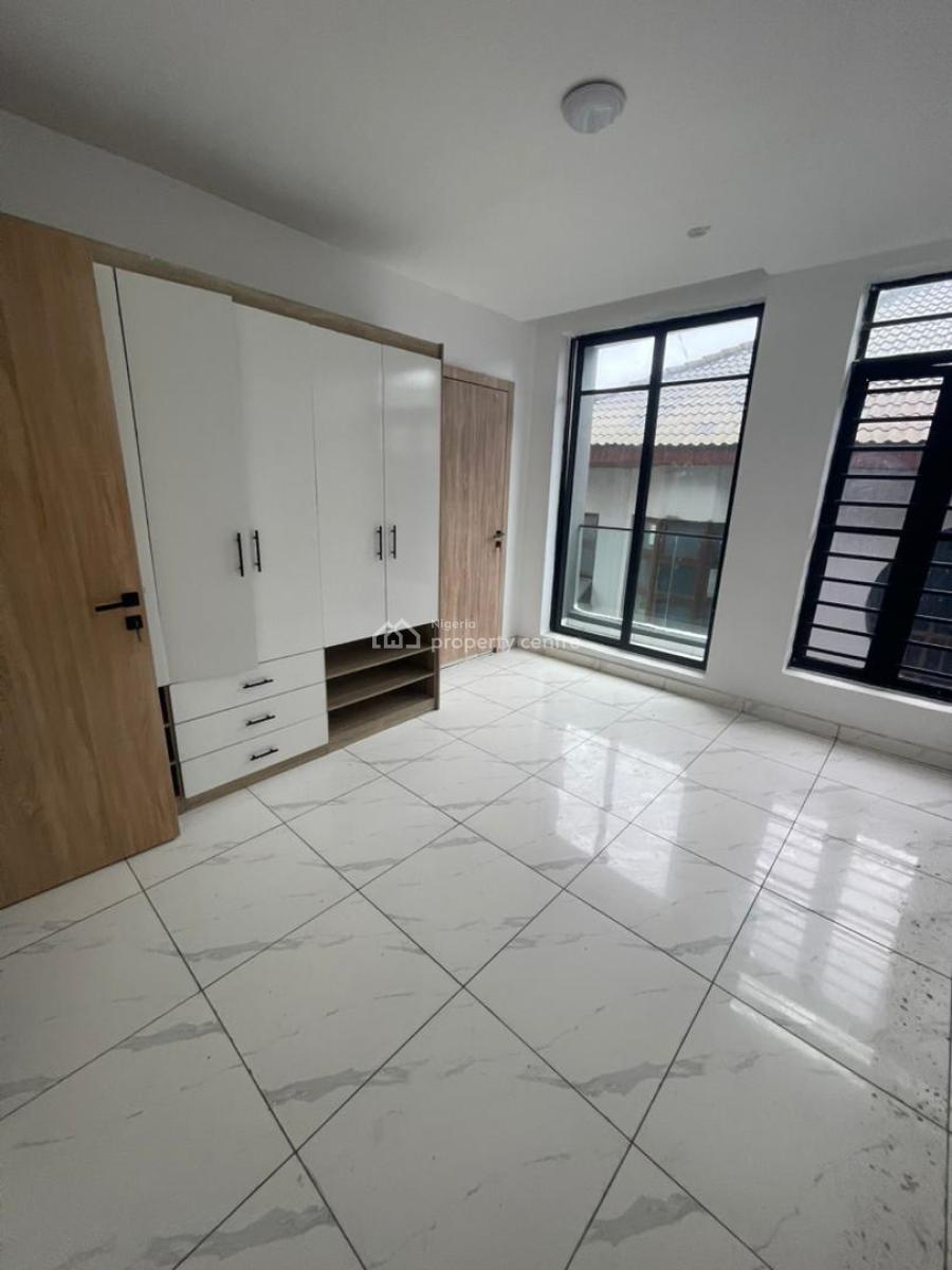 2 Bedroom Apartment, Ilasan, Lekki, Lagos, Flat / Apartment for Rent
