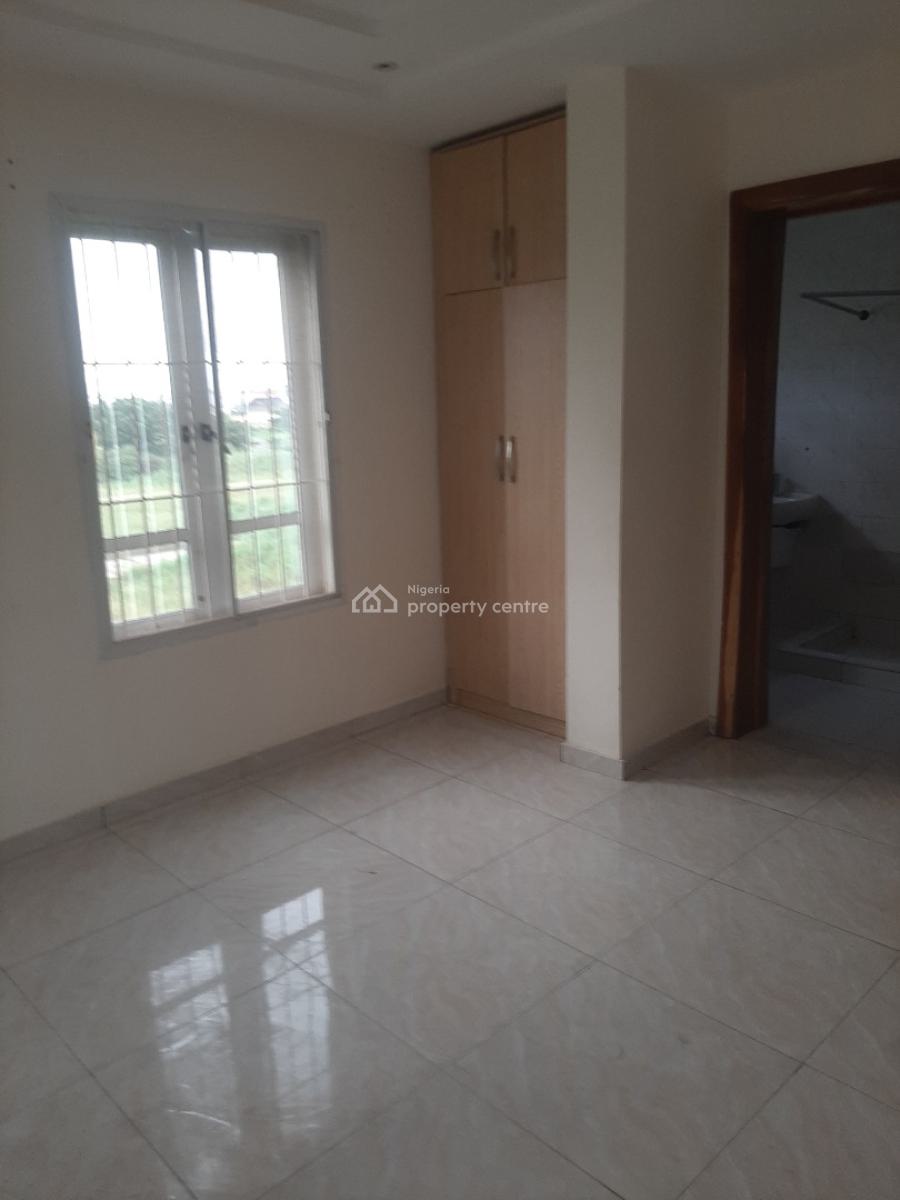 Its Self-serviced, Come with Your Own Generator., Ikate Elegushi, Lekki, Lagos, Flat / Apartment for Rent