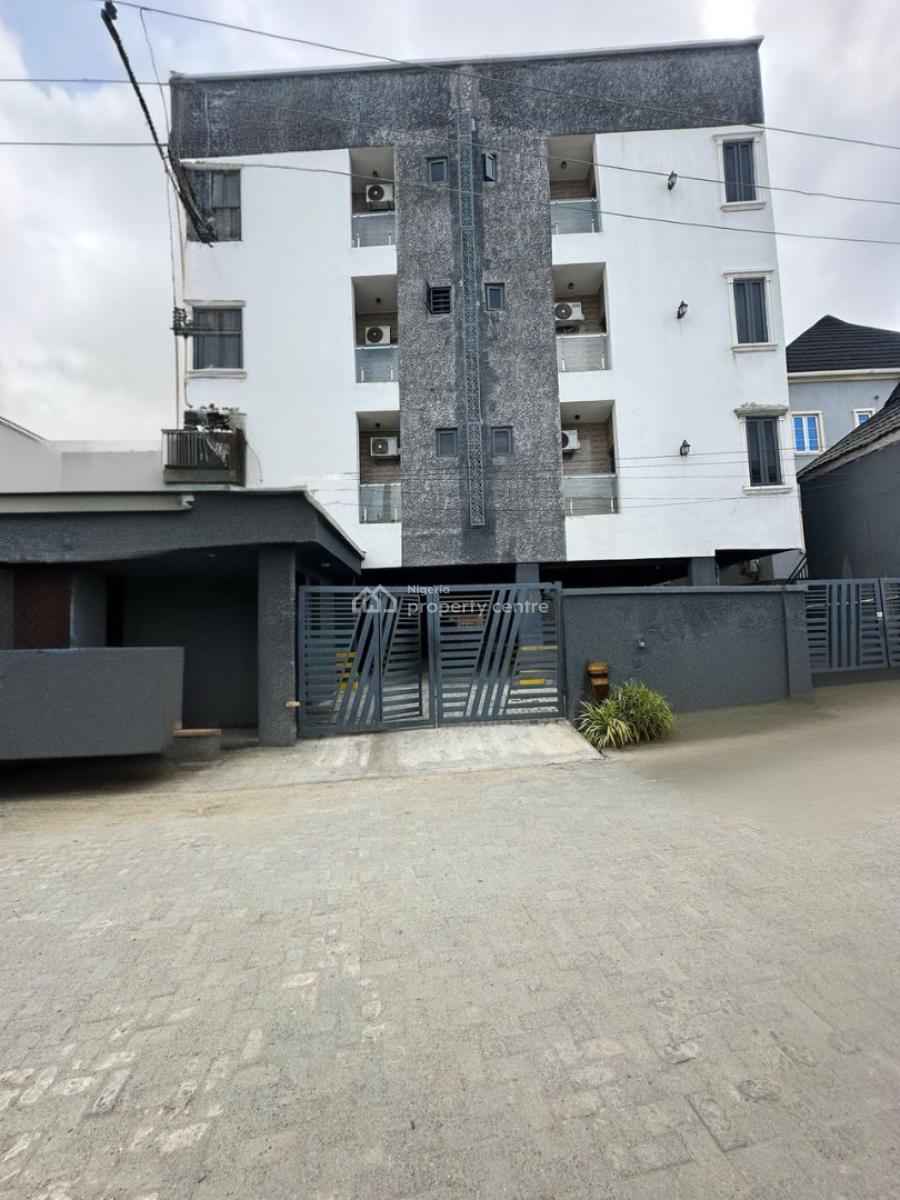 Unfurnished 2 Bedroom Apartment with Swimming Pool, Ologolo, Lekki, Lagos, Flat / Apartment for Rent
