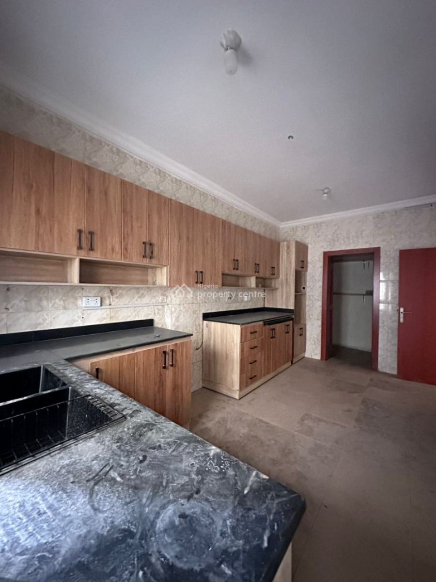 Well-designed 3 Bedroom Terraced Duplex with Bq, Lekki Phase 1, Lekki, Lagos, Terraced Duplex for Rent