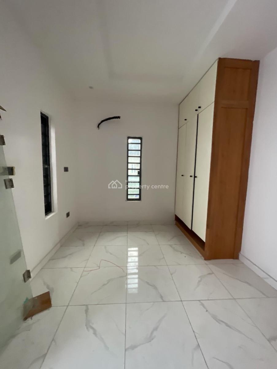 Neatly Built 4 Bedroom Semi Detached Duplex, Ologolo, Lekki, Lagos, Semi-detached Duplex for Sale