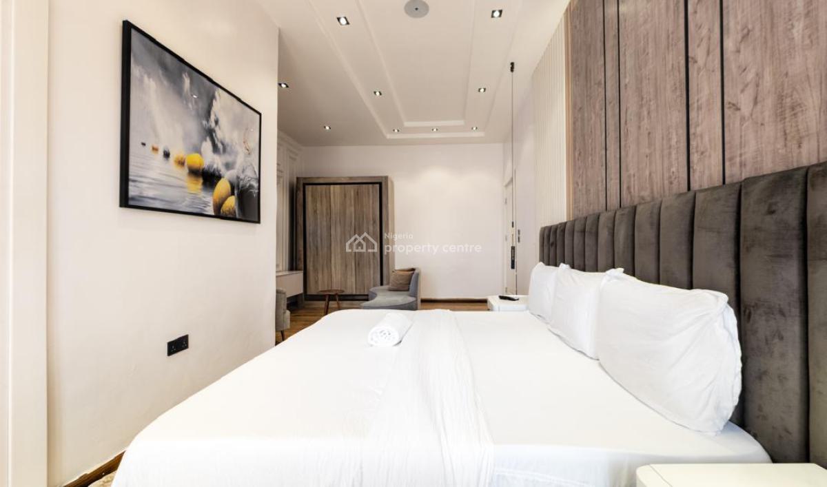 Luxury Waterfront 3 Bedroom Penthouse, Lekki Phase 1, Lekki, Lagos, Flat / Apartment Short Let